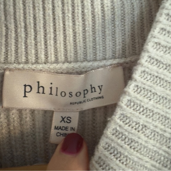 Philosophy Mock Neck Sweater with plump sleeves Size: Xs - Picture 3 of 4